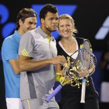 Jo-Wilfried Tsonga, Roger Federer et Victoria Azarenka durant le "Kids Day" de Melbourne, le 12 janvier 2013.