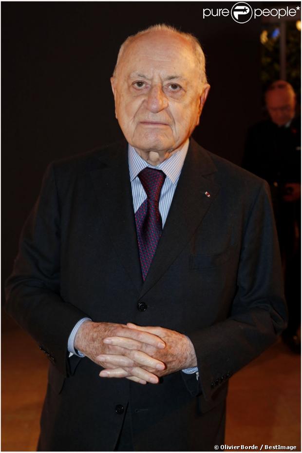 http://static1.purepeople.com/articles/6/11/42/46/@/1033830-pierre-berge-diner-de-la-mode-pour-le-620x0-2.jpg