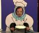 Lucy Liu est l'invitée de l'animateur Jimmy Fallon, le 29 janvier 2013. Elle l'affronte dans une épreuve du jeu Papier, cailloux, ciseaux.