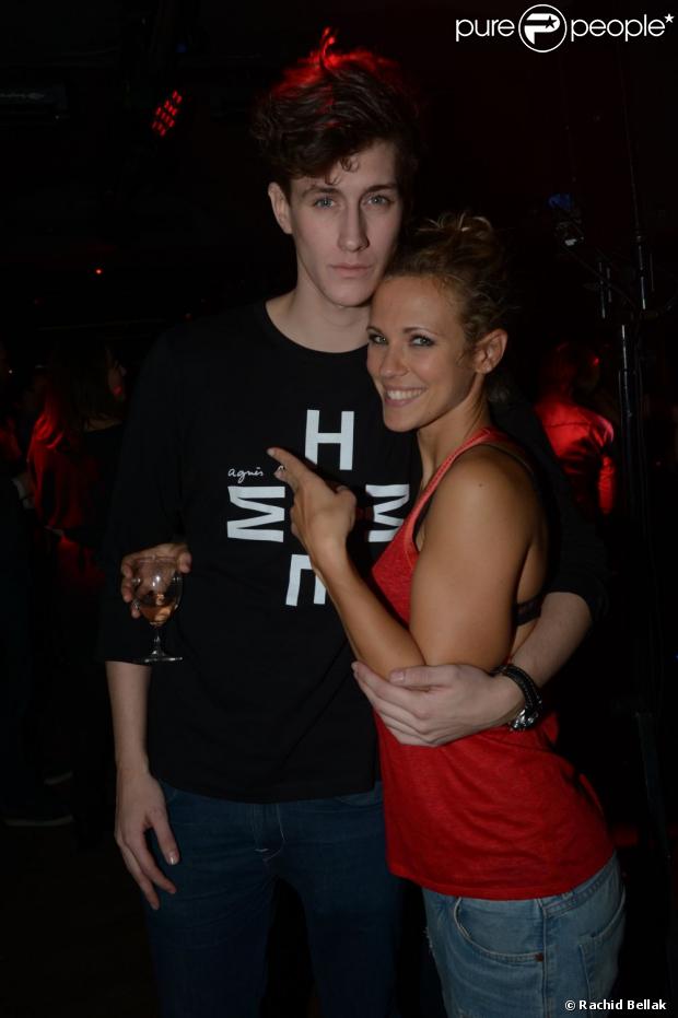 Jean-Baptiste Maunier et Lorie à l'after-show des Enfoirés qui s'est déroulée dans une chaude ambiance Chez Castel, à Paris, le 28 janvier 2012.