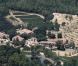 Vue aérienne du domaine de Miraval dans le Var appartennant à Angelina Jolie et Brad Pitt depuis 2008