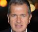 Mario Testino lors de l'avant-première de Les Misérables à Londres, le 5 décembre 2012.