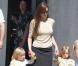Brad Pitt, Angelina Jolie, et leurs jumeaux Knox et Vivienne le 20 mars 2011 à Los Angeles.