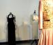 Dix robes mythiques de Lady Di ont été vendues aux enchères à Londres le 19 mars 2013 pour près de 840 000 euros.