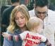 Hilary Duff : Petit-déjeuner en terrasse avec son fils Luca et son mari