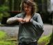 Keri Russell affairée avec ses dessous sur le tournage du film Dawn of the Planet of the Apes  à Vancouver, le 12 avril 2013.