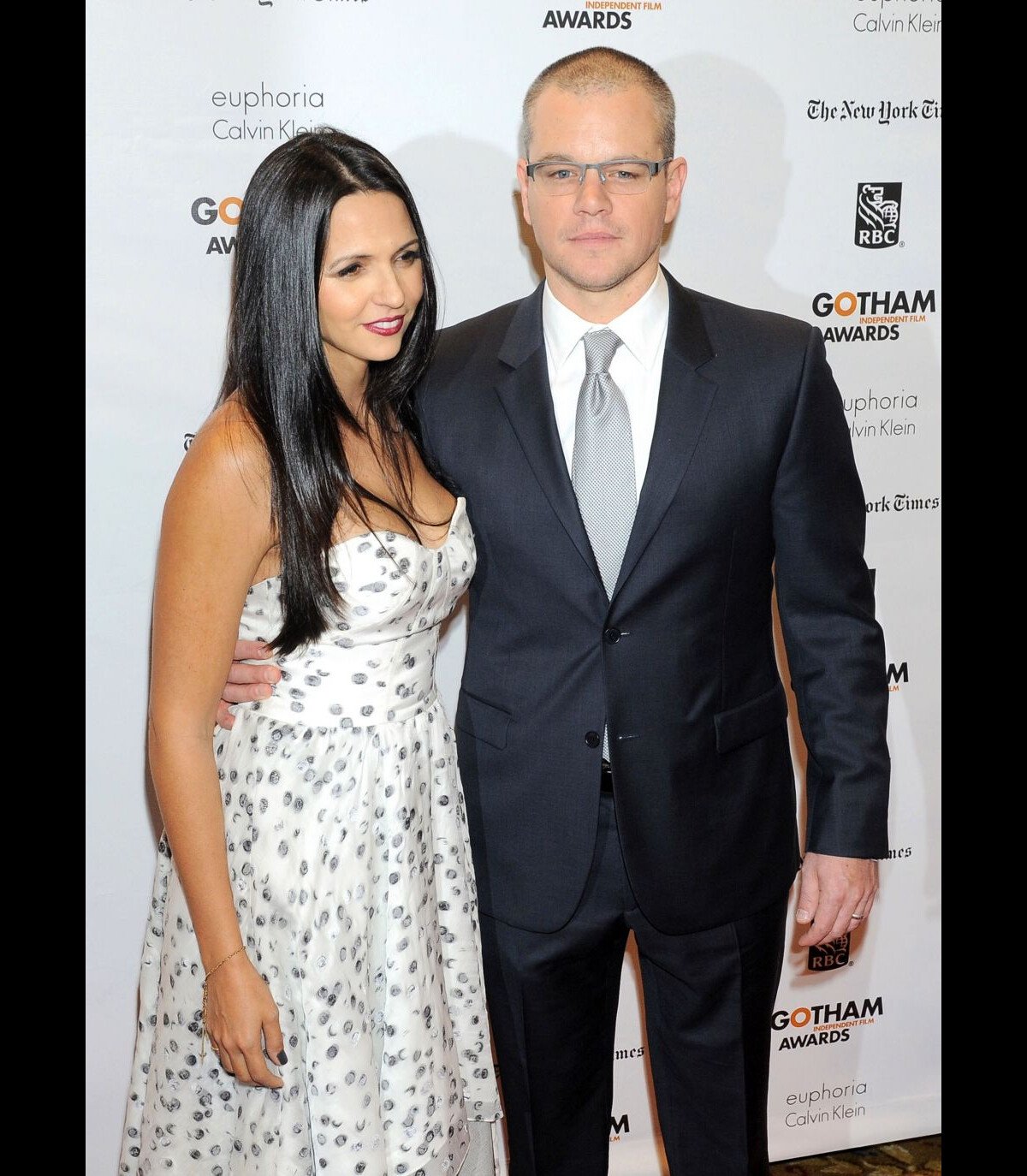 Photo Matt Damon et sa femme Luciana Barroso à New York le 26