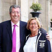 Patrick et Isabelle Balkany à Neuilly-sur-Seine le 16 avril 2013 pour le 30e anniversaire de la disparition d'Achille Peretti maire de la ville de 1947 à 1983.