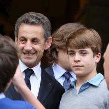 Nicolas Sarkozy à Neuilly-sur-Seine le 16 avril 2013 pour le 30e anniversaire de la disparition d'Achille Peretti maire de la ville de 1947 à 1983.