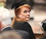 Sarah Ferguson se fait remarquer aux obsèques de son amie Margaret Thatcher...