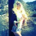 Kesha amincie, dévêtue et très sexy : elle a fondu comme neige au soleil !