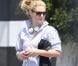 La star Drew Barrymore sort de son cours de yoga et va faire du shopping à Bristol Farms dans le quartier de West Hollywood, le 4 mai 2013.