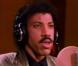 Michael Jackson et Lionel Richie ont écrit le single humanitaire "We Are The World" pour l'Afrique en 1985.
