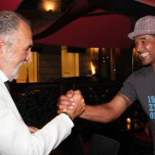 Ion Tiriac et Yannick Noah lors du dîner du Trophée des Légendes au Buddha-Bar à Paris le 5 juin 2013