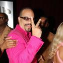 PHOTOS : Pour Ice-T, de New York Unité Spéciale, c'est rose fluo et bimbo !