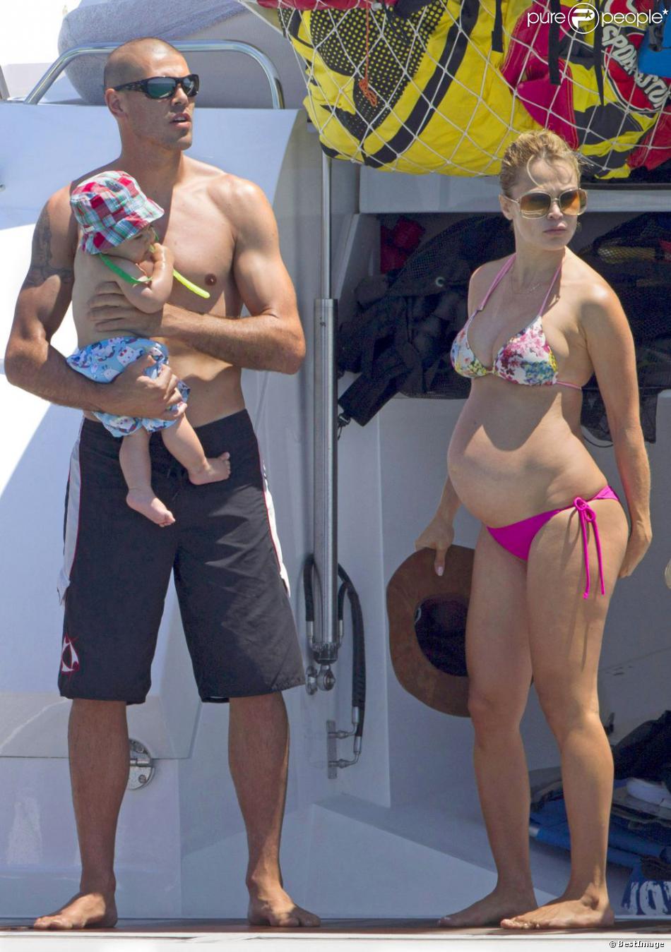 Victor Valdes couple