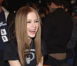 Converse fête ses 100 ans - Avril Lavigne