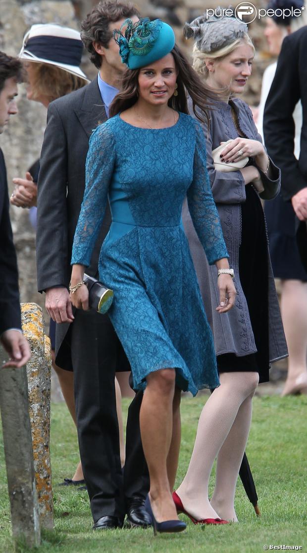 CASA REAL BRITÁNICA - Página 13 1238330-pippa-middleton-mariage-de-lady-laura-620x0-1