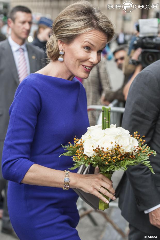 CASA REAL BELGA - Página 47 1260724-queen-mathilde-of-belgium-arriving-at-620x0-1