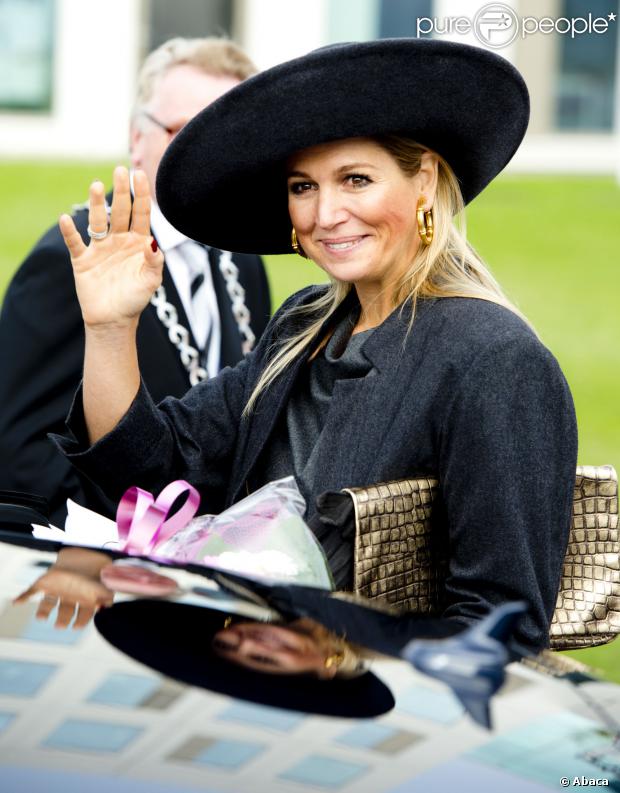 CASA REAL HOLANDESA - Página 75 1270094-queen-maxima-attends-the-opening-of-the-620x0-1