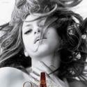 VIDEO + PHOTOS : Eva Mendes trop sexy pour les Américains !