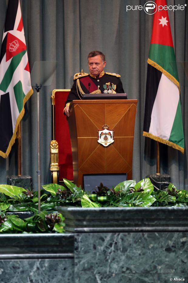 CASA REAL JORDANA - Página 75 1290542-jordanian-king-abdullah-ii-addresses-620x0-1