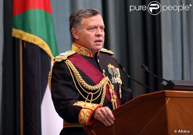 CASA REAL JORDANA - Página 75 1290747-jordanian-king-abdullah-ii-addresses-620x0-1