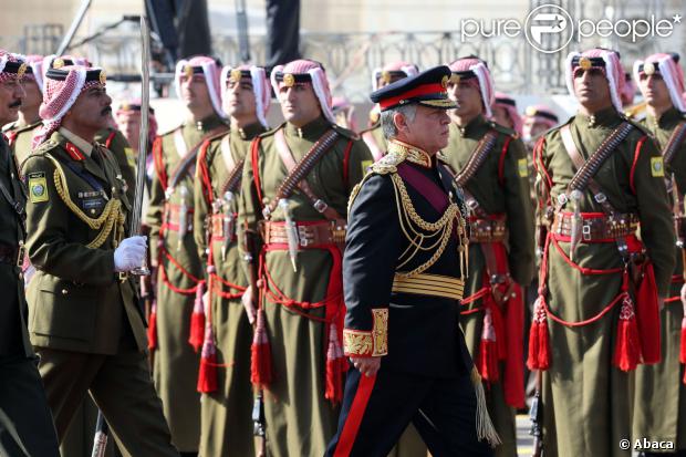 CASA REAL JORDANA - Página 75 1290751-jordanian-king-abdullah-ii-arrives-for-620x0-1