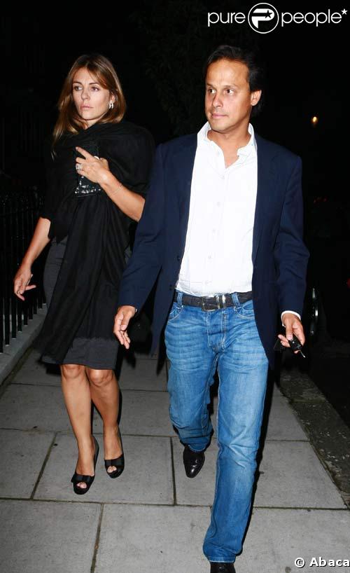 Liz Hurley et son mari étaient à l'anniversaire de Hugh Grant, le 9/09/08