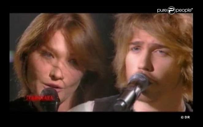 Carla Bruni en duo avec Julien Doré