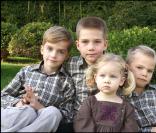 Les quatre enfants de Cristina d'Espagne : Pablo, Juan Valentin, Irene et Miguel