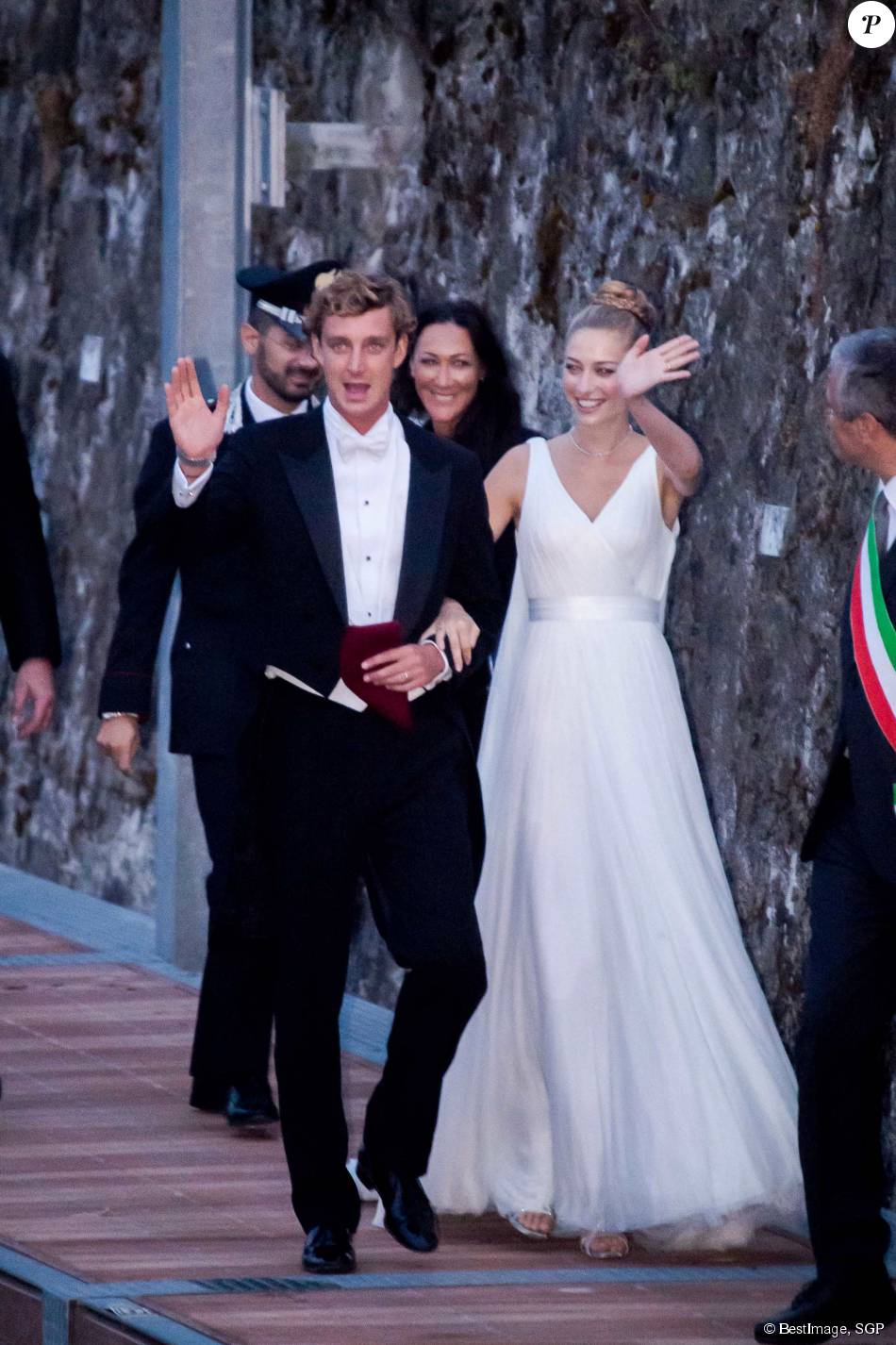 BODA DE PIERRE CASIRAGHI y BEATRIZ BORROMEO :updated: - Página 8 1897409-pierre-casiraghi-et-sa-femme-beatrice-950x0-2