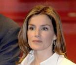 Letizia d'Espagne dans les locaux de Channel 4 à Madrid, le 9/10/08