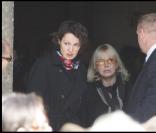 Jeanne Balibar et Bulle Ogier aux obsèques de Guillaume Depardieu