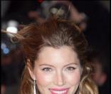 Jessica Biel, une beauté sur tapis rouge
