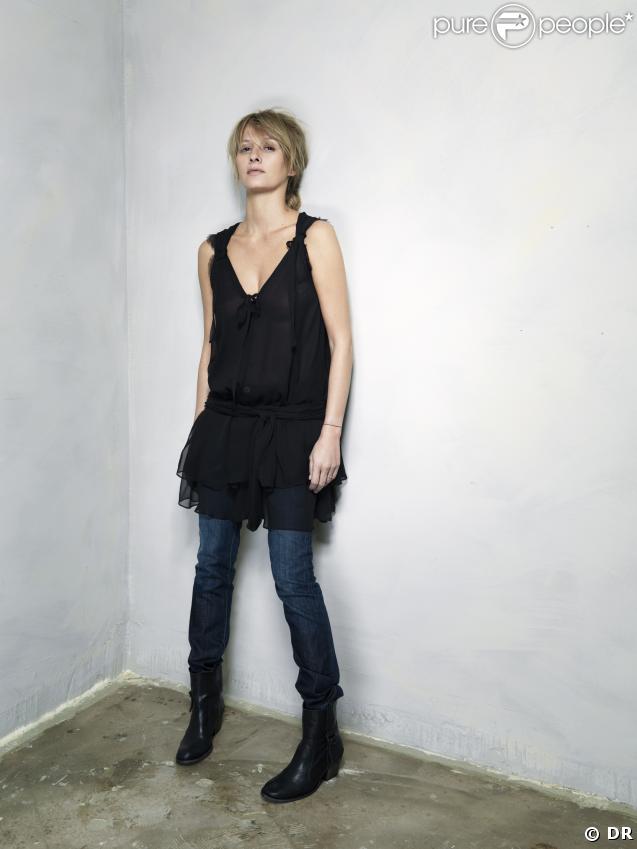 Sarah Lavoine habillée par Michel Klein pour La Redoute