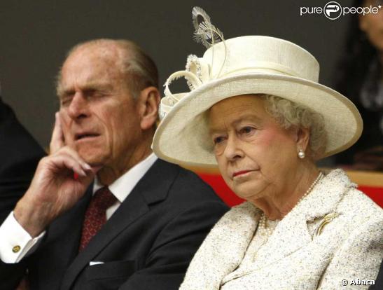 Le prince Philip a un petit coup de pompe !