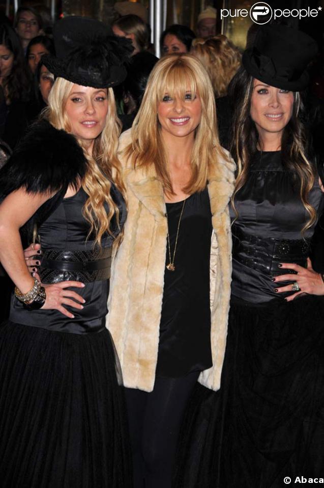 Pamela Skaist-Levy, Sarah Michelle Gellar, et Gela Nash-Taylor