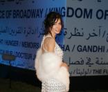Anne PArillaud, superbe en mini robe