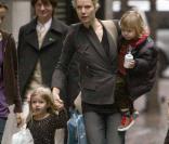 Gwyneth Paltrow et ses enfants : Apple en bas à gauche et Moses en haut à droite.
