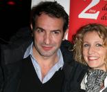 Jean Dujardin et sa compagne Alexandra Lamy arrivent à la 2ème cérémonie des Raimu