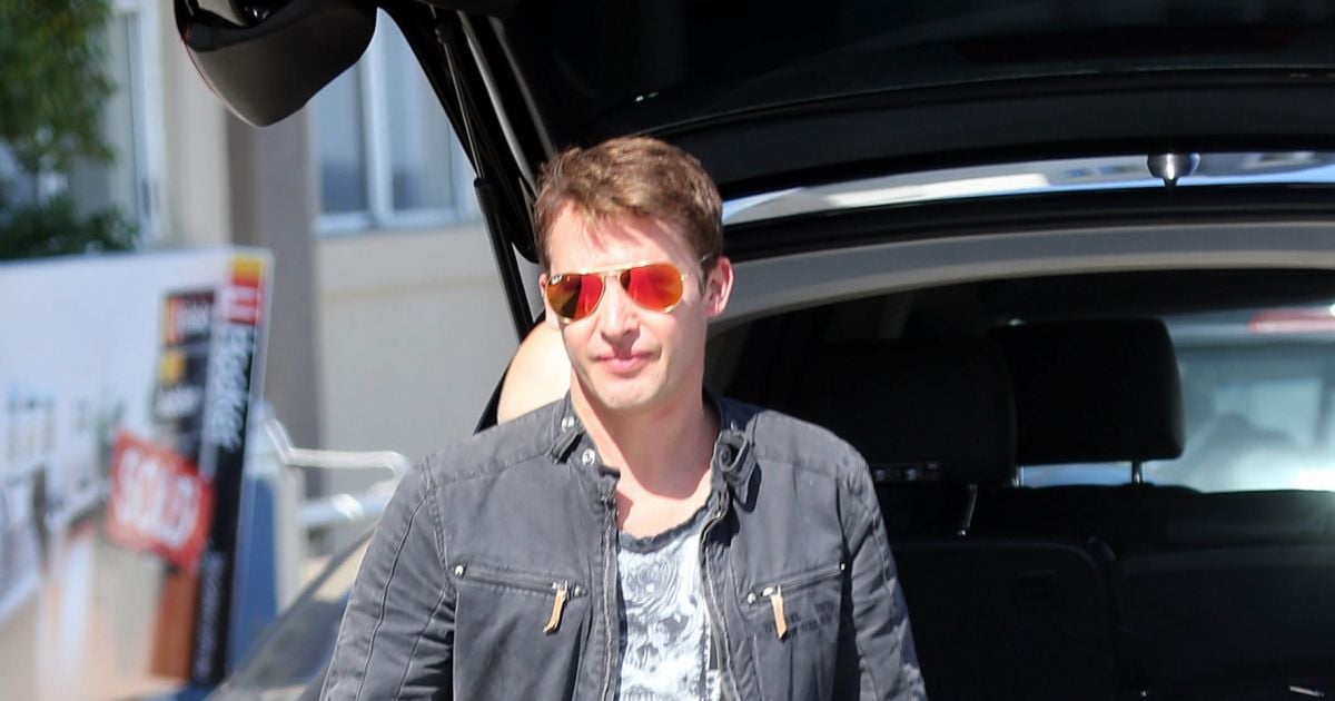 2904074 exclusif james blunt enerve par les pa opengraph_1200 1