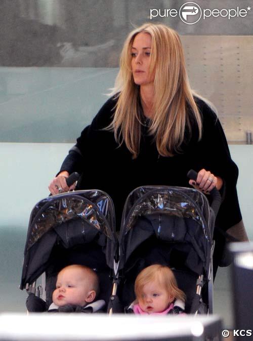 Dennis Quaid, sa femme et les jumeaux sont de sortie !