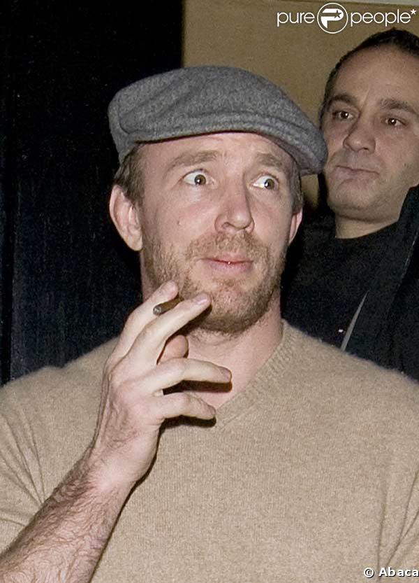 Guy Ritchie, un cigarillo pour la route !