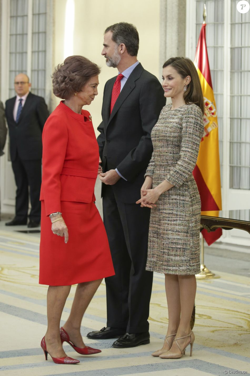 AGENDA DE SM. REYES FELIPE y LETIZIA  - Página 81 3001493-le-roi-felipe-vi-et-la-reine-letizia-d-e-950x0-2