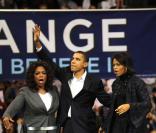 Oprah Winfrey, fidèle lieutenant de campagne de Barack Obama, ne semble pas au point concernant la fête donnée pour son investiture...