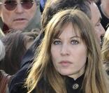 Mathilde Seigner aux obsèques de Claude Berri, au cimetière juif de Bagneux, le 15 janvier 2009.