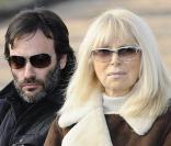 Anthony Delon et Mireille Darc aux obsèques de Claude Berri, au cimetière juif de Bagneux, le 15 janvier 2009.