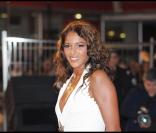 Nädiya glamour aux NRJ Music Awards, le 17/01/09