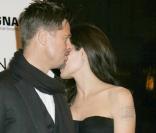 Brad Pitt et Angelina Jolie, terriblement beaux et complices à la première de  Benjamin Button  (à Los Angeles, octobre 2008) 